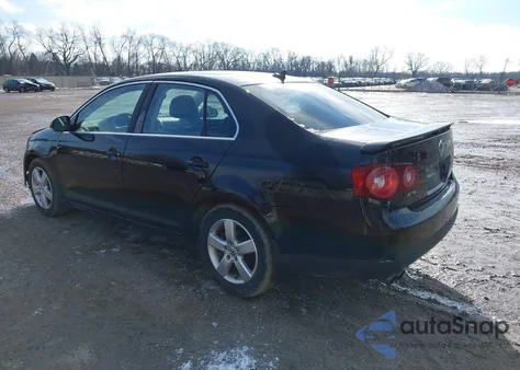 2009 Volkswagen Jetta Se/Sel из США, поврежденный, VIN 3VWRM71K79M032195